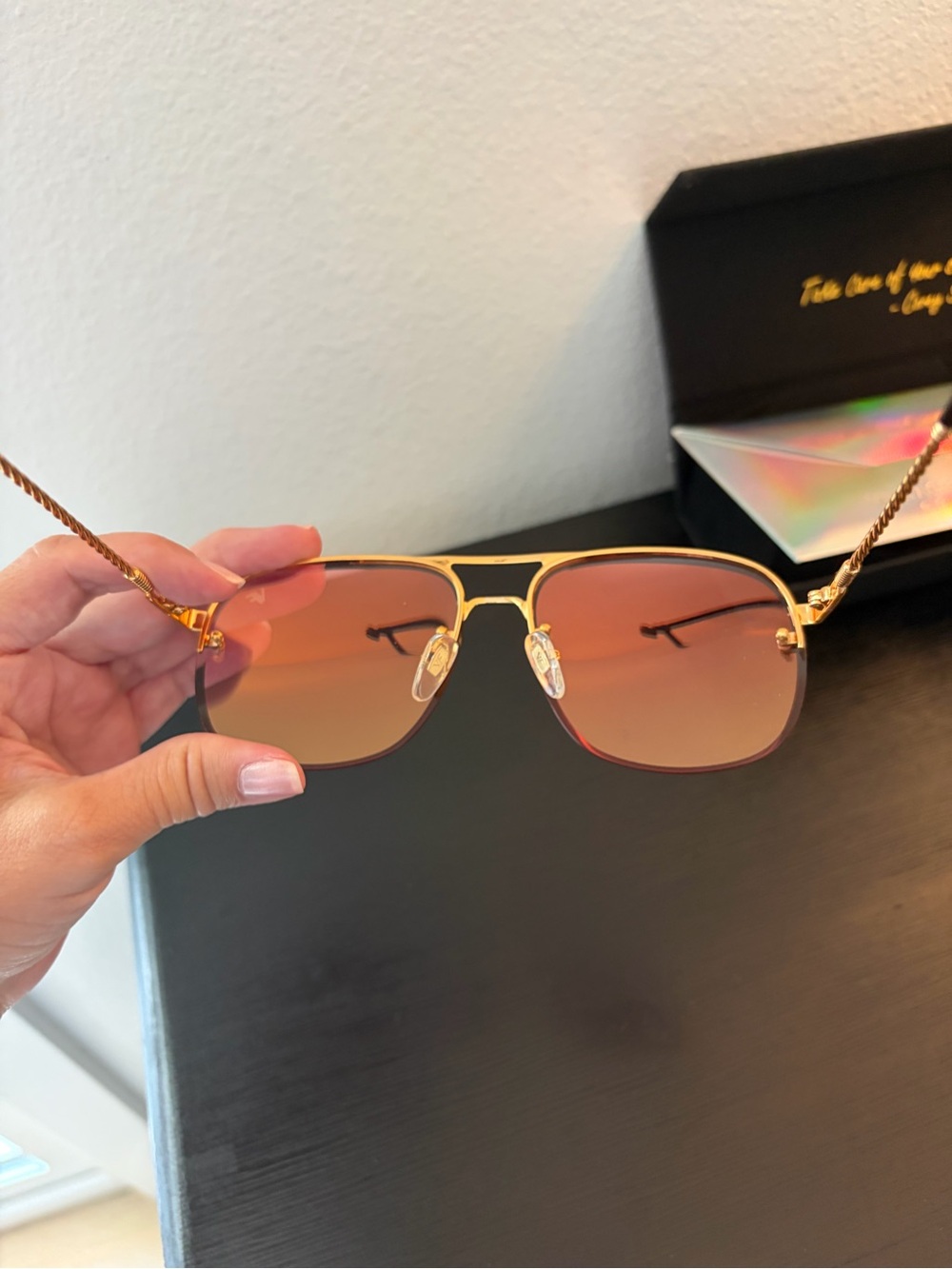 New in Box Unisex Gold Aviator Sunglasses from Vintage Frames Company - Picture 5 of 10
